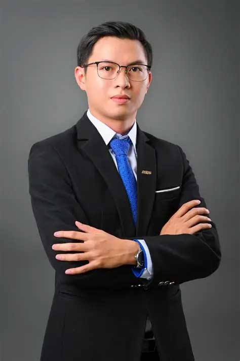 about-expert3